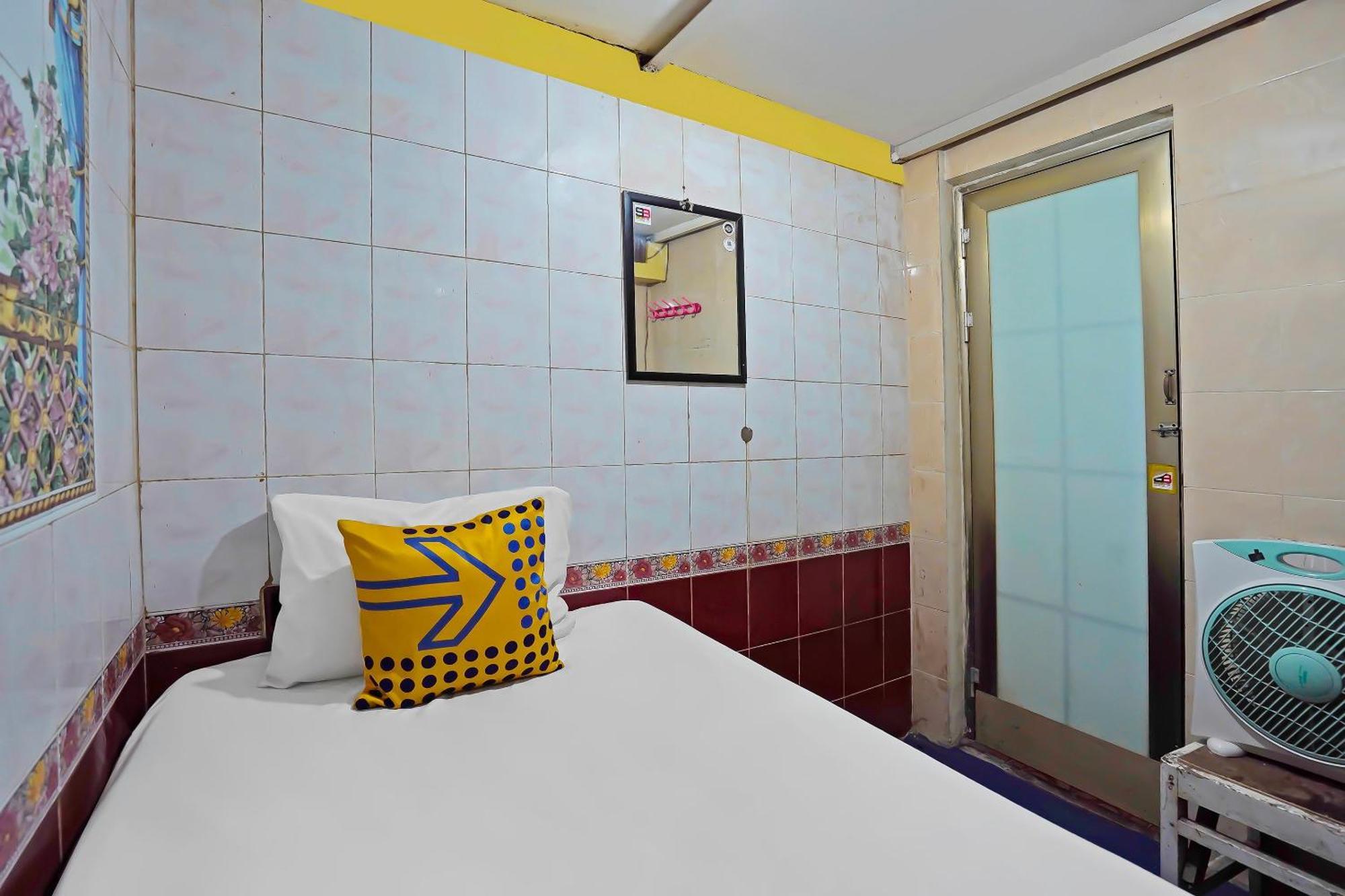 Oyo Life 92651 Meir E-homestay Syariah 2*